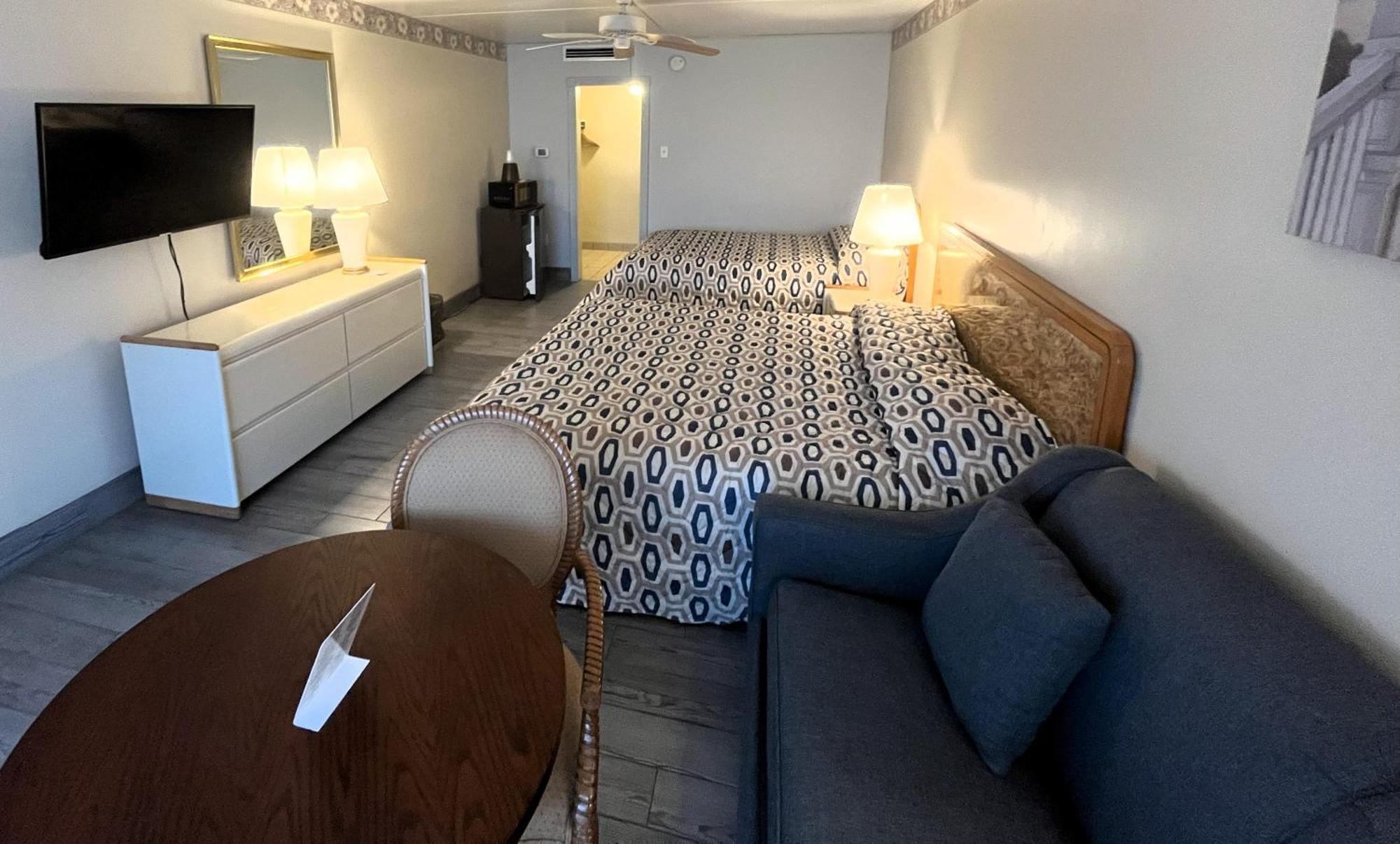Landmark Motel 2*