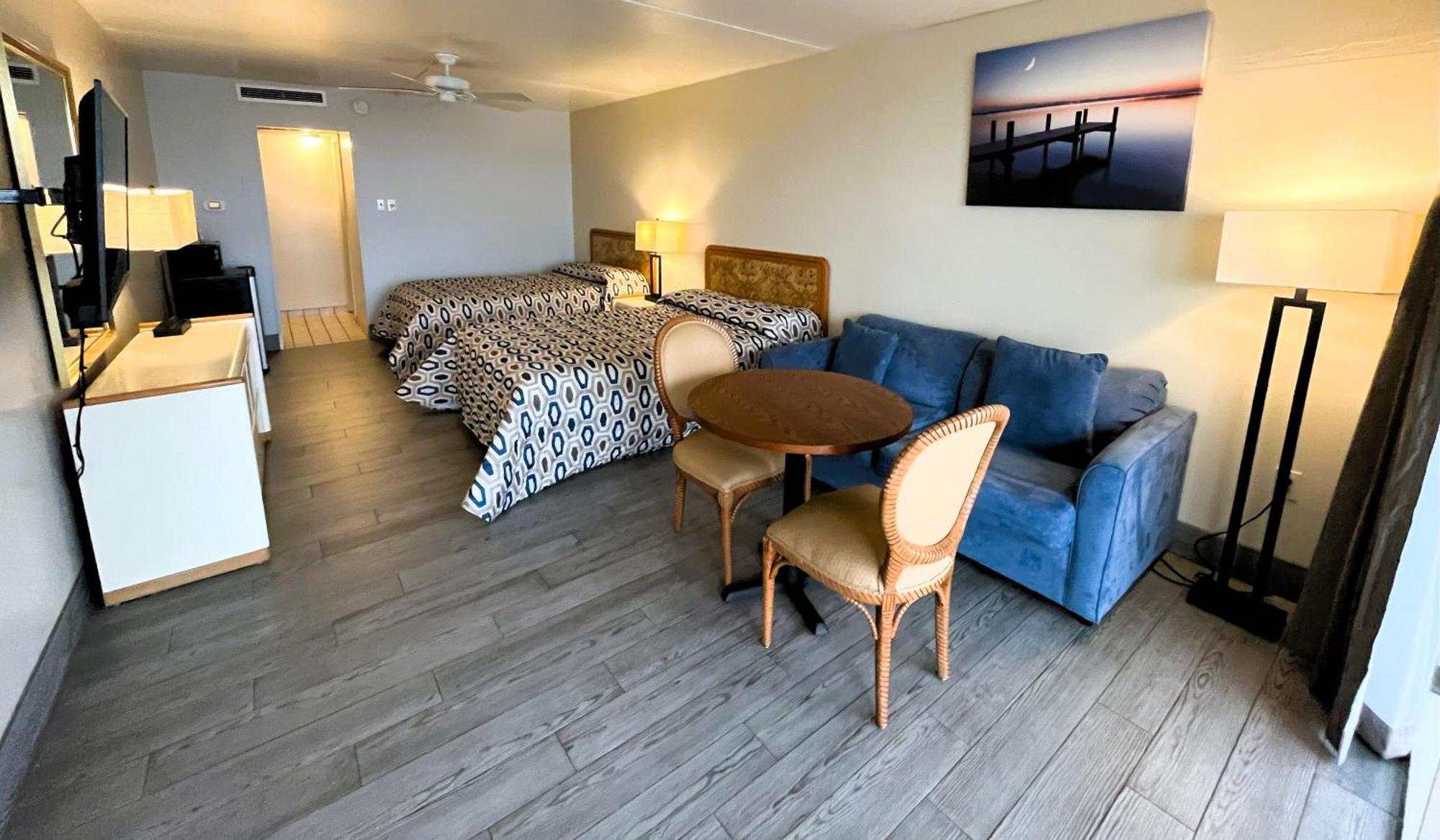 Landmark Motel